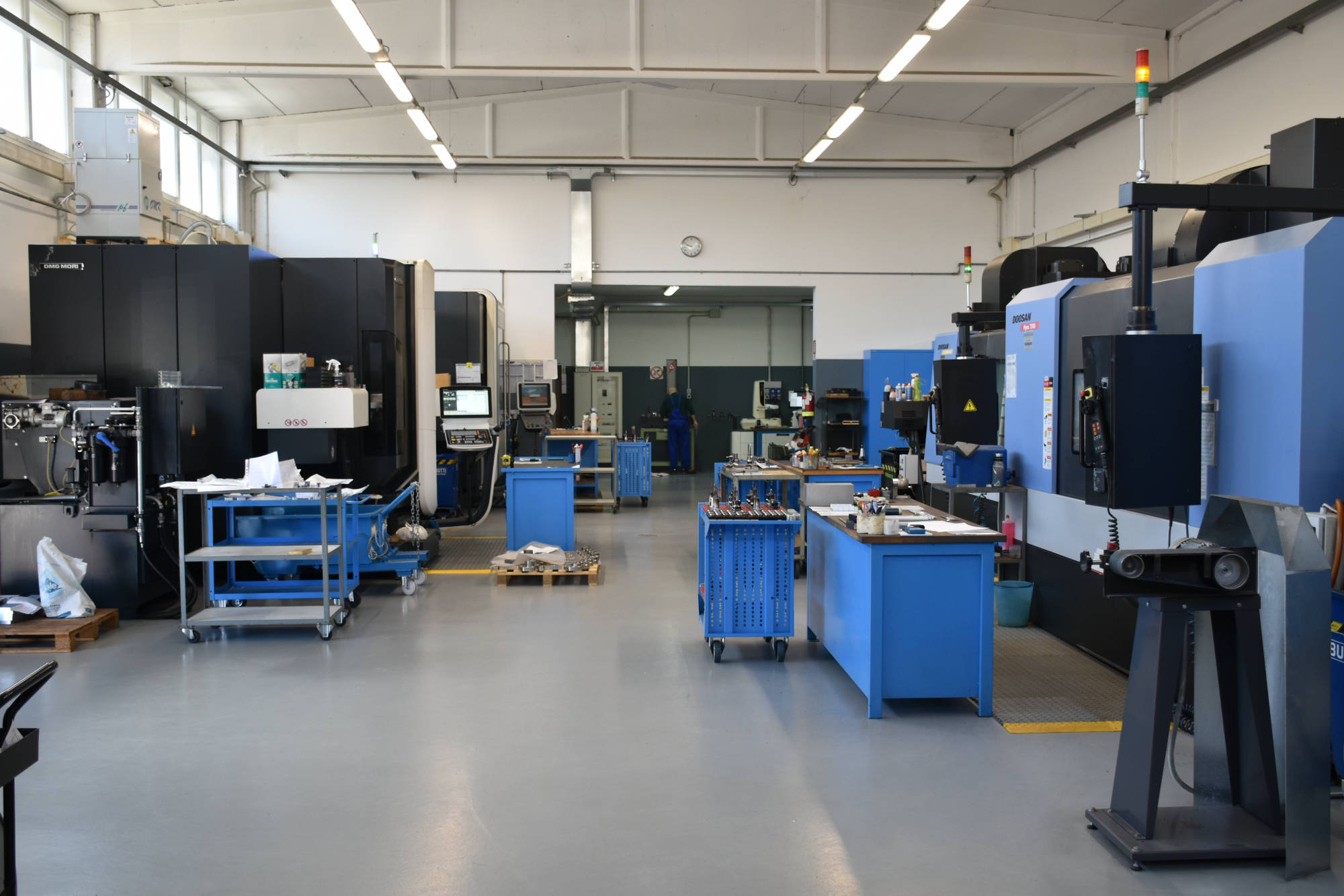 vista capannone interno